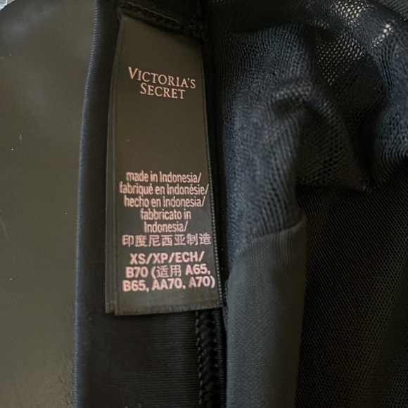 Victoria’s Secret Mock Neck Crop Top size XS New With Tags - Picture 11 of 12